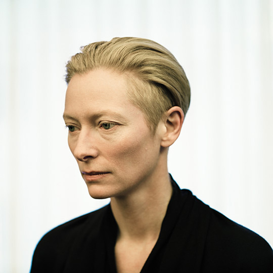 [www.en.wikipedia.org/wiki/Tilda_Swinton linktext:Tilda Swinton]